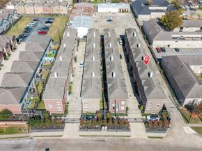 516 Westcross Street, Houston TX 77018