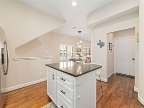 516 Westcross Street, Houston TX 77018