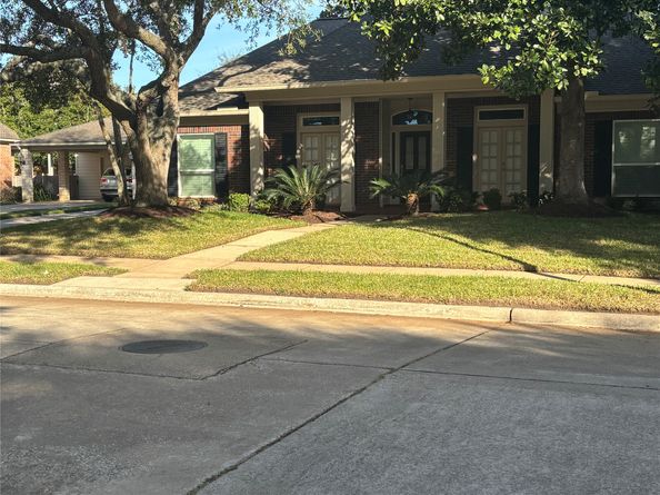 4030 Raven River Drive, Houston TX 77059
