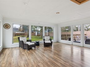 1910 East Avenue, Katy TX 77493