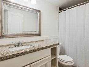 1910 East Avenue, Katy TX 77493