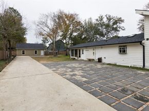 1910 East Avenue, Katy TX 77493