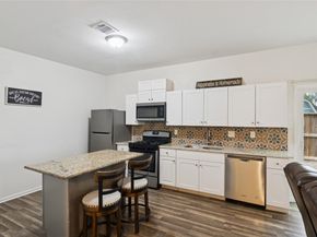 1910 East Avenue, Katy TX 77493