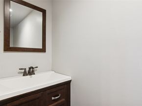 1910 East Avenue, Katy TX 77493