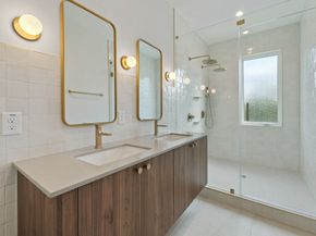 3530 Gonzales B, Austin TX 78702