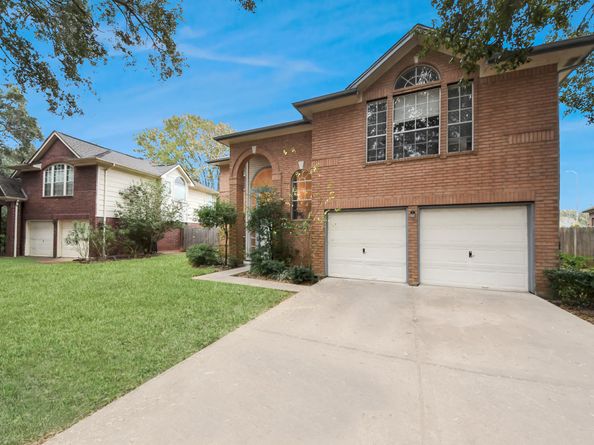 4330 E Meadows Drive, Sugar Land TX 77479