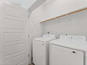 412 Neyland Street D, Houston TX 77022