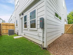 412 Neyland Street D, Houston TX 77022