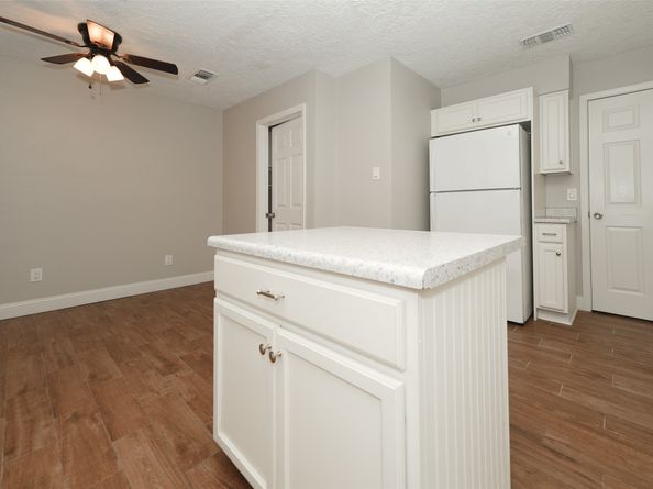 1922 Pepperwood Lane, Houston TX 77084