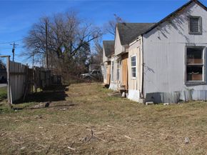 8227 Mendez Street, Houston TX 77029