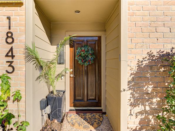 1843 Round Lake Drive, Houston TX 77077