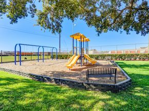 1843 Round Lake Drive, Houston TX 77077