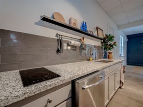 1612 W Alabama Street ABCD, Houston TX 77006