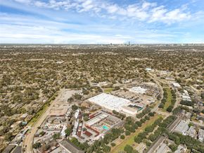 11550 Chimney Rock Road 232, Houston TX 77035