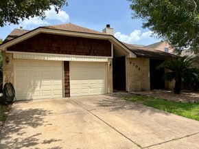 3702 Echo Grove Lane, Houston TX 77043