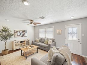 2406 Willowby Drive, Houston TX 77008