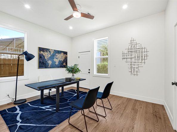 5617 Val Verde Street B, Houston TX 77057