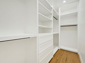 5617 Val Verde Street B, Houston TX 77057