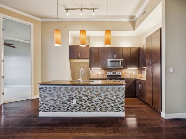 300 St Joseph Parkway 418, Houston TX 77002