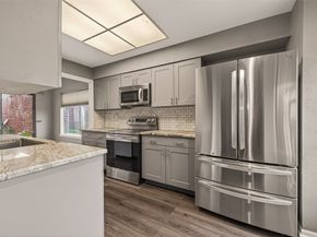 7447 Cambridge Street 79, Houston TX 77054