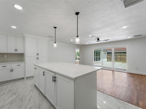 4525 Kingfisher Drive, Houston TX 77035