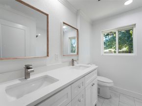 4525 Kingfisher Drive, Houston TX 77035