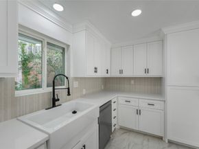 4525 Kingfisher Drive, Houston TX 77035