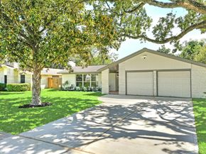 4525 Kingfisher Drive, Houston TX 77035