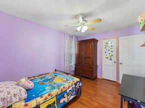 1227 Common Park Drive, Houston TX 77009