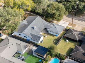 5603 Grape Street, Houston TX 77096