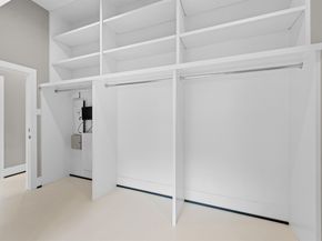 5603 Grape Street, Houston TX 77096