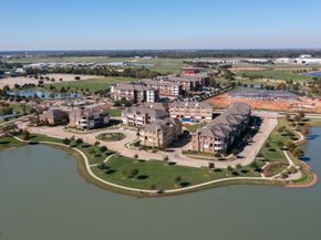 106 Stadium Drive, Sugar Land TX 77498