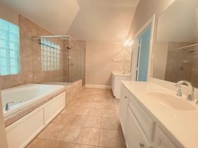 3729 Main Poplar Drive, Houston TX 77025