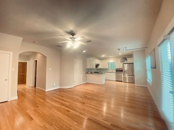 3729 Main Poplar Drive, Houston TX 77025