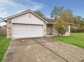 26912 Castlecliff Lane, Kingwood TX 77339
