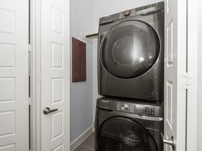 1815 Radcliffe Street, Houston TX 77007