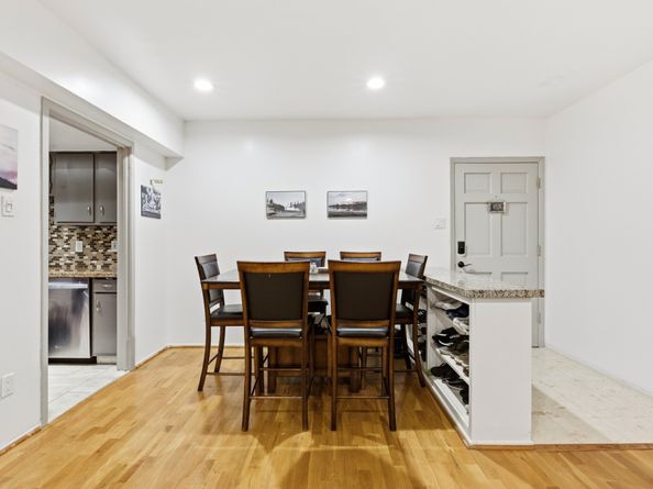 2224 S Piney Point Road 222, Houston TX 77063