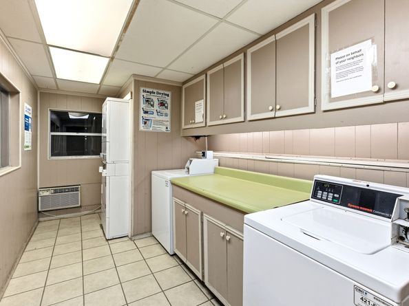 2224 S Piney Point Road 222, Houston TX 77063