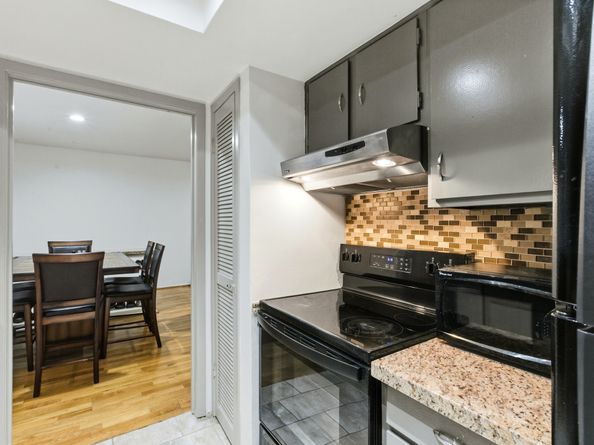 2224 S Piney Point Road 222, Houston TX 77063