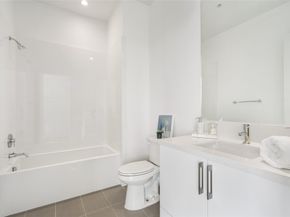 4521 San Felipe Street 1704, Houston TX 77027