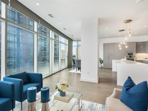 4521 San Felipe Street 1704, Houston TX 77027