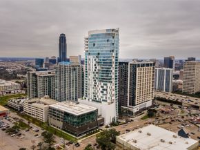 4521 San Felipe Street 1704, Houston TX 77027