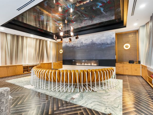 4521 San Felipe Street 1704, Houston TX 77027