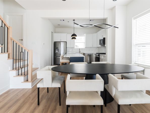 2428 Ella Boulevard, Houston TX 77008