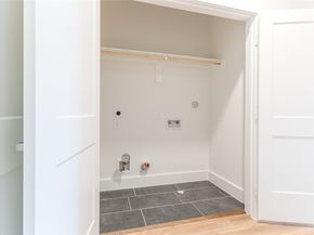 2428 Ella Boulevard, Houston TX 77008