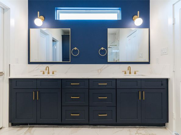 2428 Ella Boulevard, Houston TX 77008