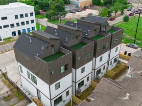 2428 Ella Boulevard, Houston TX 77008