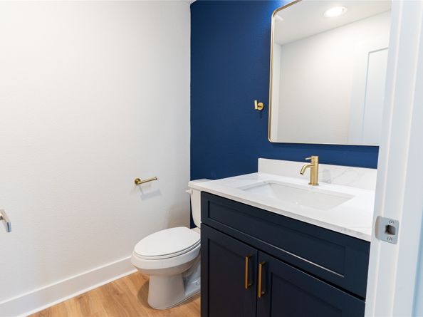 2428 Ella Boulevard, Houston TX 77008