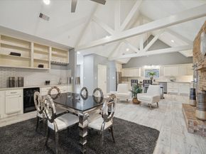 19 Thornhill Oaks Drive, Houston TX 77015