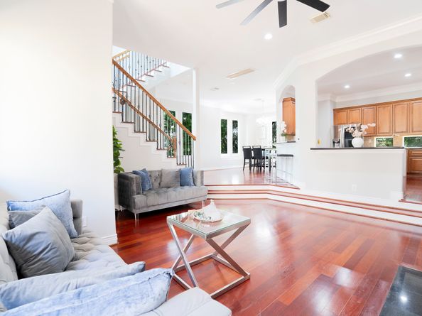 4115 Barnes Street, Houston TX 77007